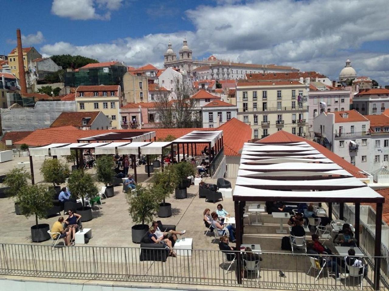 Portas Do Teatro Apartments Lisbon Exterior photo